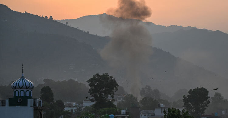 পাল্টা হামলায় ভারতে নিহত ১০