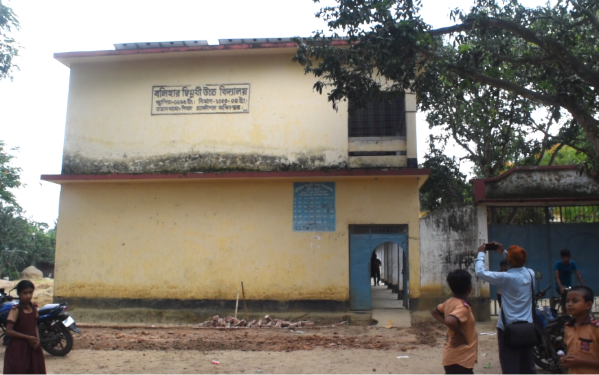 নওগাঁয় বলিহার স্কুলের প্রধান শিক্ষকের বিরুদ্ধে তদন্ত শুরু