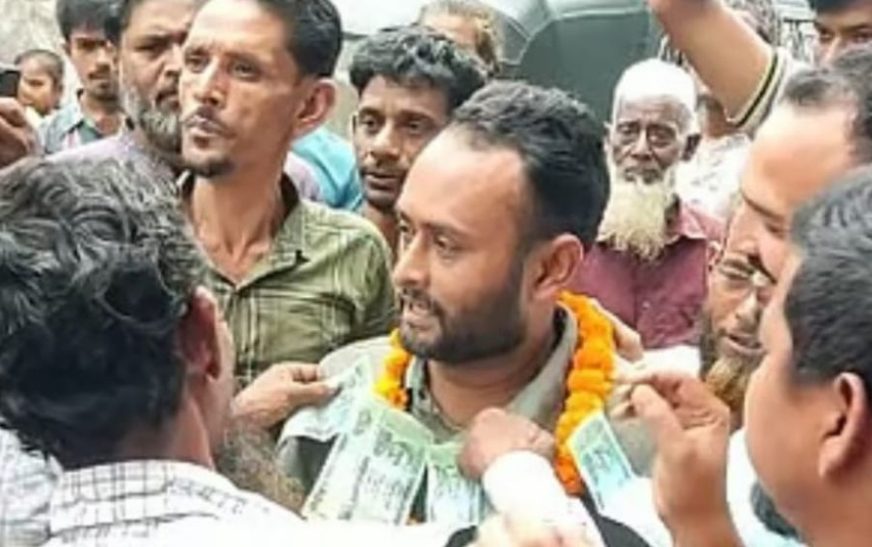 চট্টগ্রামে স্বেচ্ছাসেবক দল নেতার গলায় টাকার মালা, ভিডিও ভাইরাল